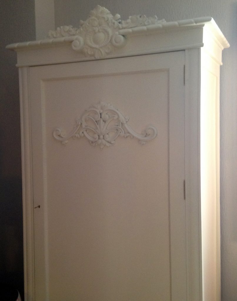 Armario lacado blanco