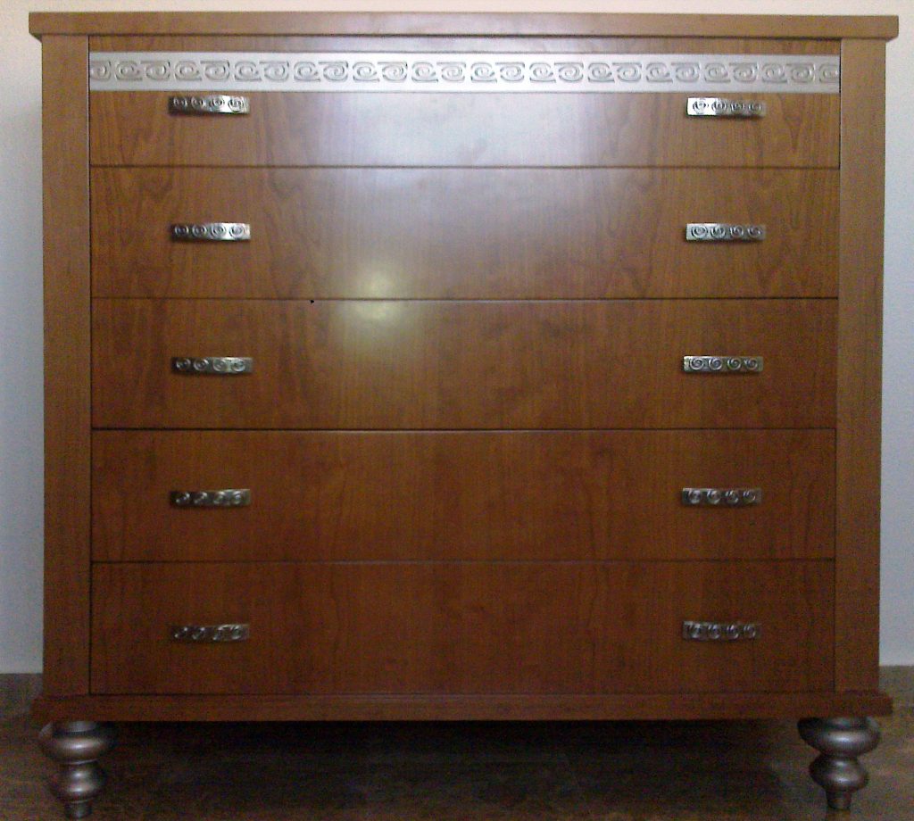 Cómoda urbano plata