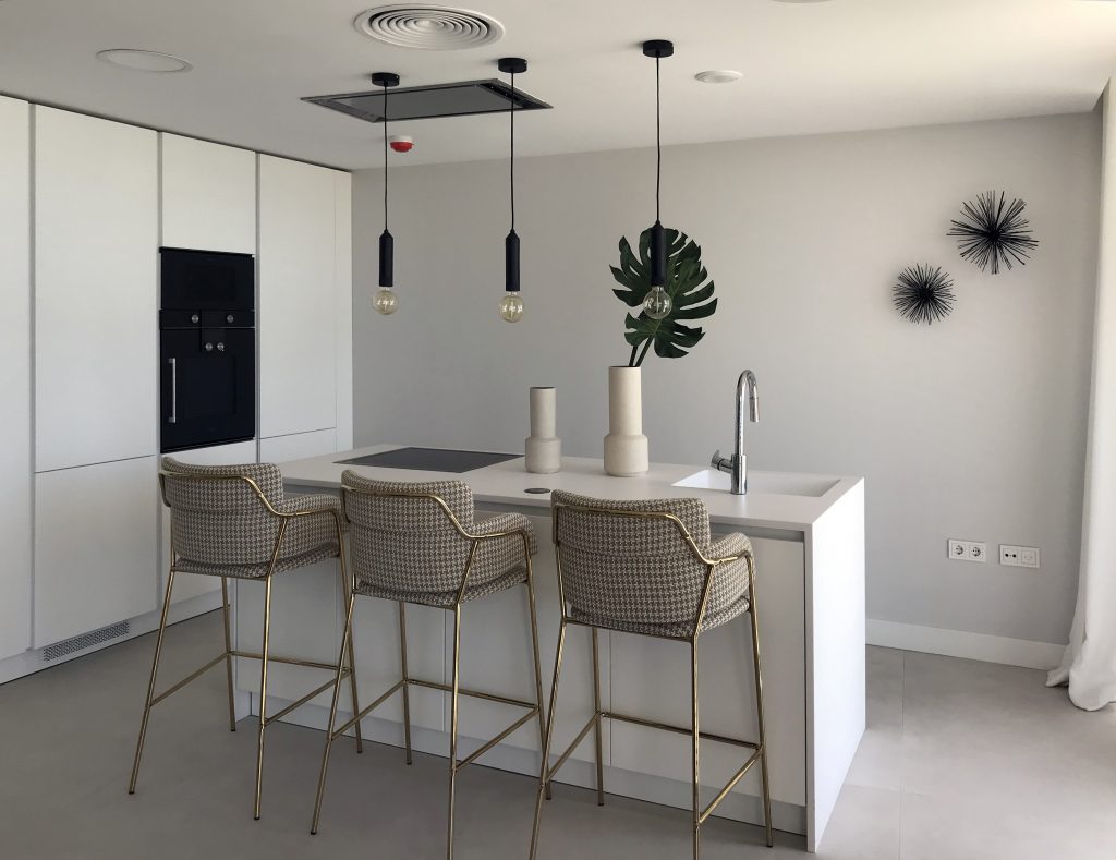 cocina moderna completa con isla